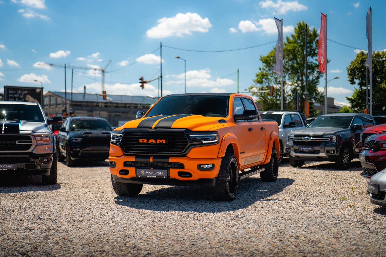 Dodge RAM 5.7 V8 HEMI 4x4 OFFROAD Night PUNISHER 19%