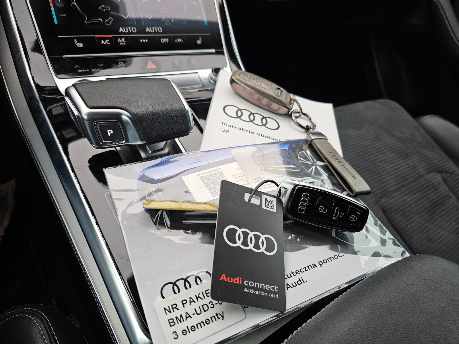 Audi Q8 45TDI quattro S-LINE Mild Hybr LEICHER UNFALL