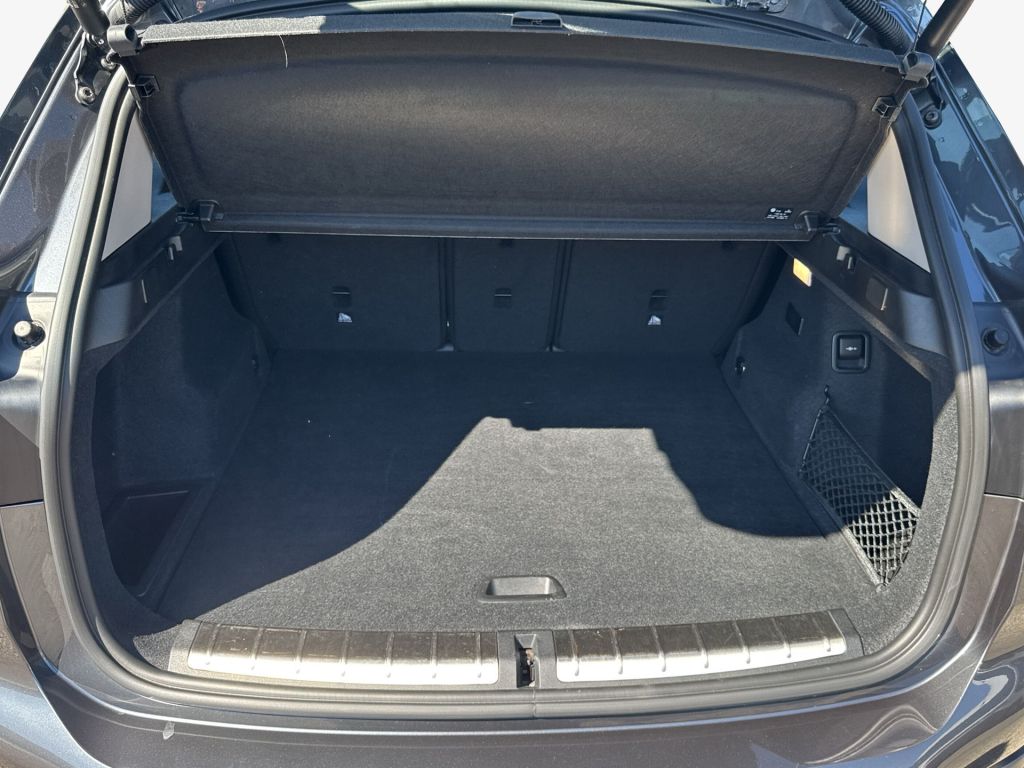 BMW X1 xDrive25e Sport Line - Samsaru's Car Outlet