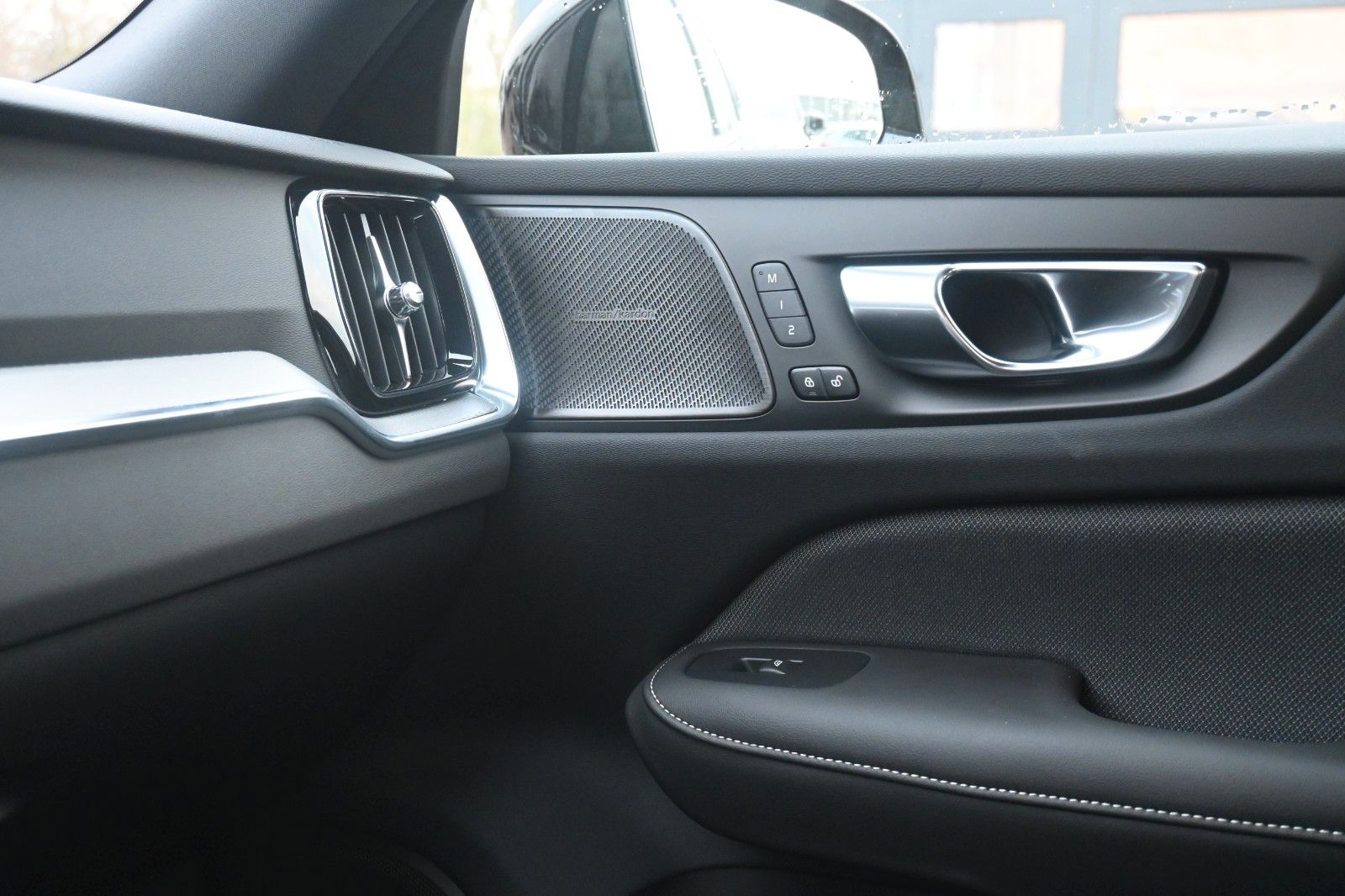 Volvo S60 B4 B DSG Plus Dark*STHZG*360°*PANO*ACC*AHK
