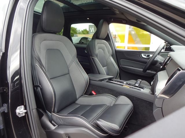 Volvo XC60 T6 R Design Plug-In AWD AHK Google PANO ACC