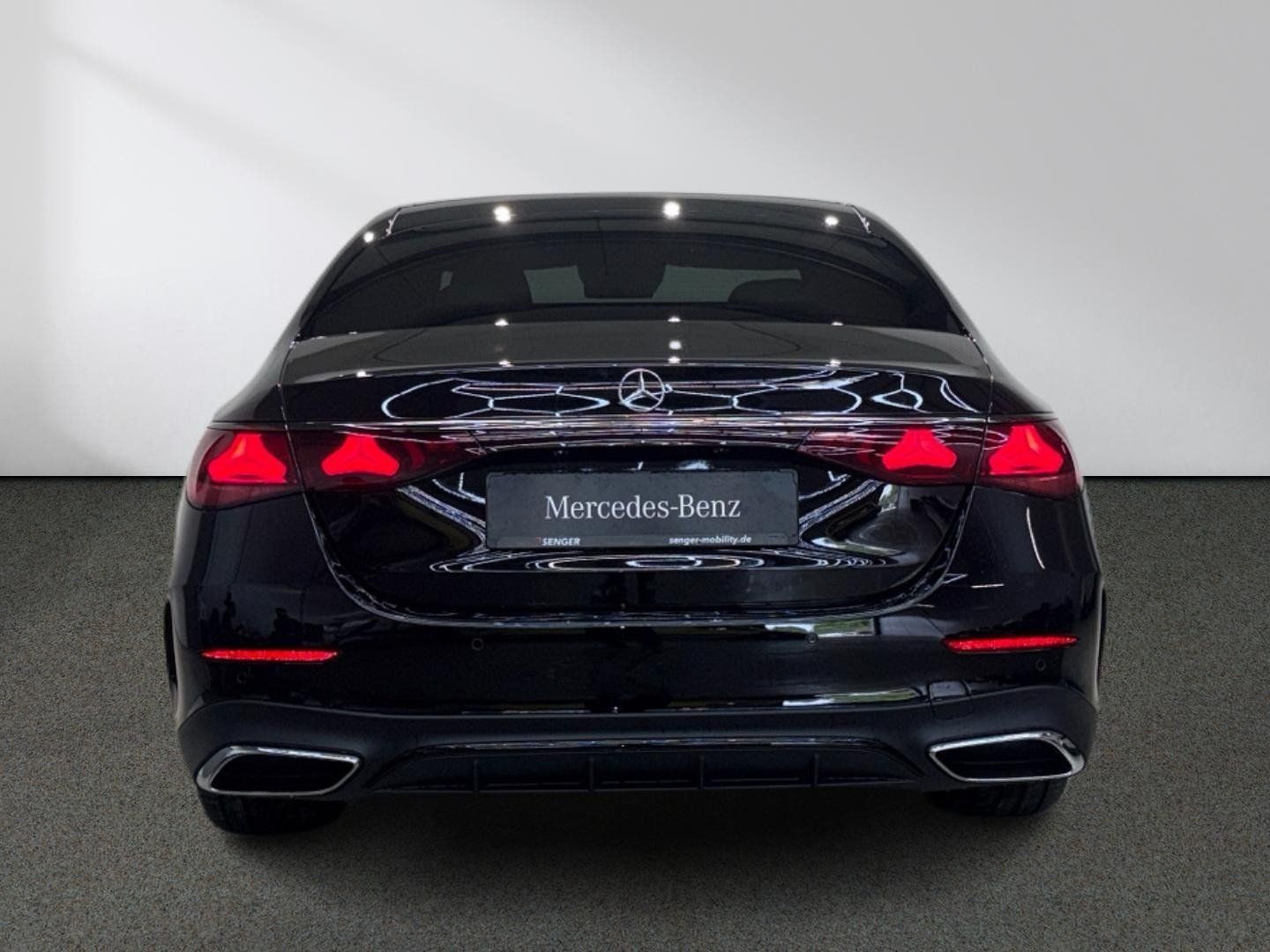 Mercedes-Benz E 450 d 4M AMG Night Superscreen Panorama 20"