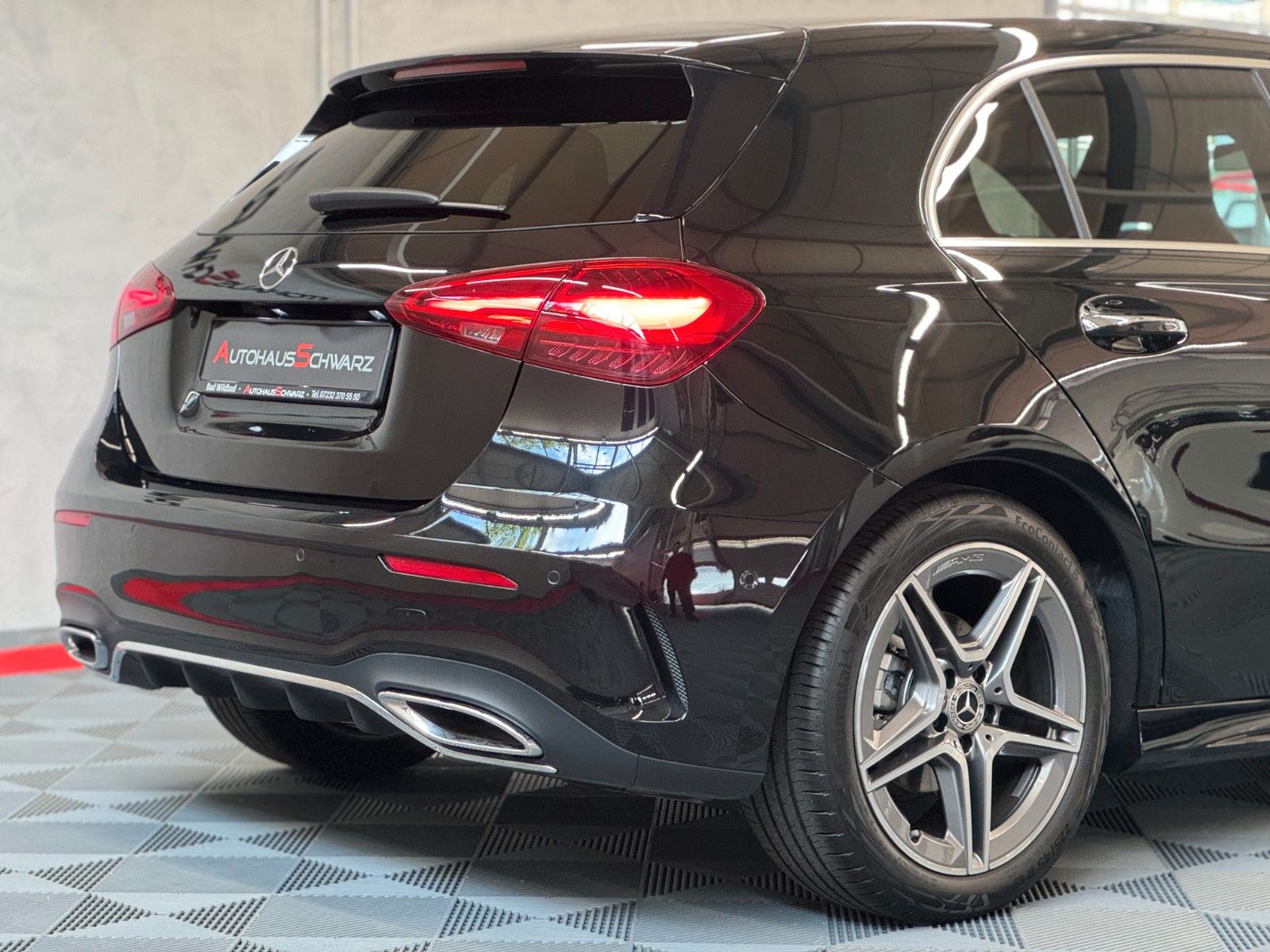 Mercedes-Benz A180 AMG Line - Samsaru's Car Outlet