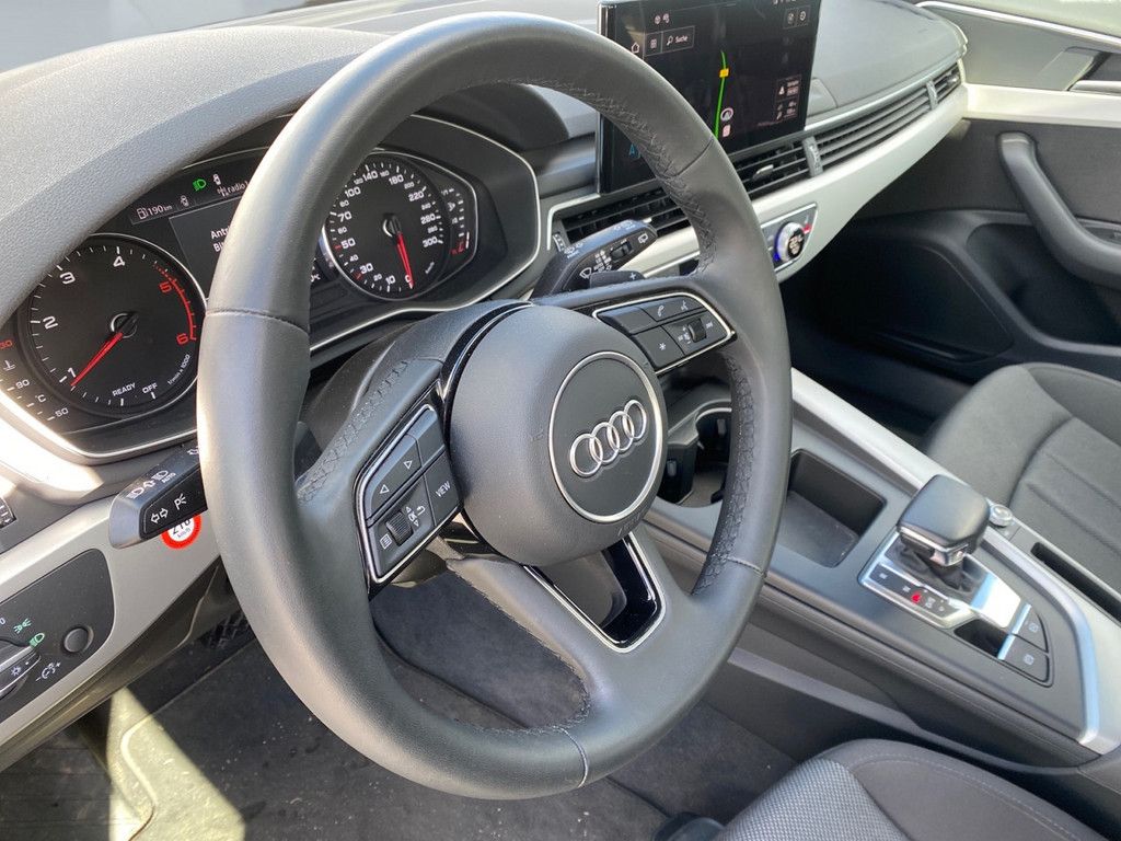 Audi A4 Avant 35 TDI S tronic advanced - Samsaru's Car Outlet