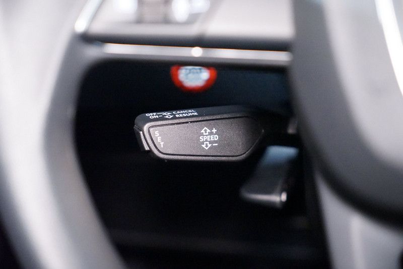 Audi A1 1.5 35 TFSI Sportback S-tronic*Kamera*Navi*DA