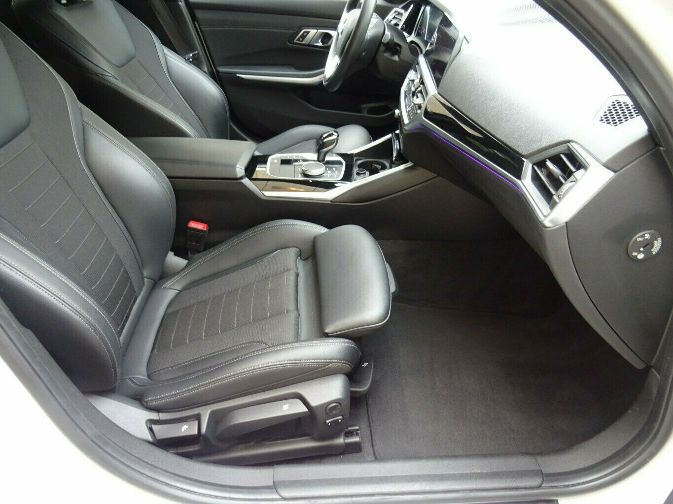 BMW 320D Sportline xDrive - Samsaru's Car Outlet