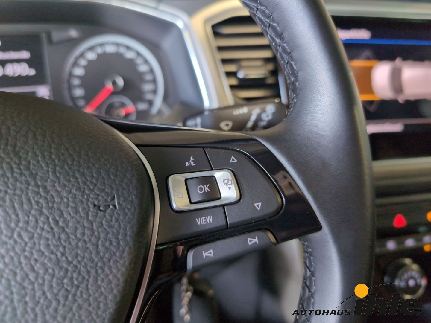 Volkswagen T-Roc Style 1.0 TSI - Samsaru's Car Outlet