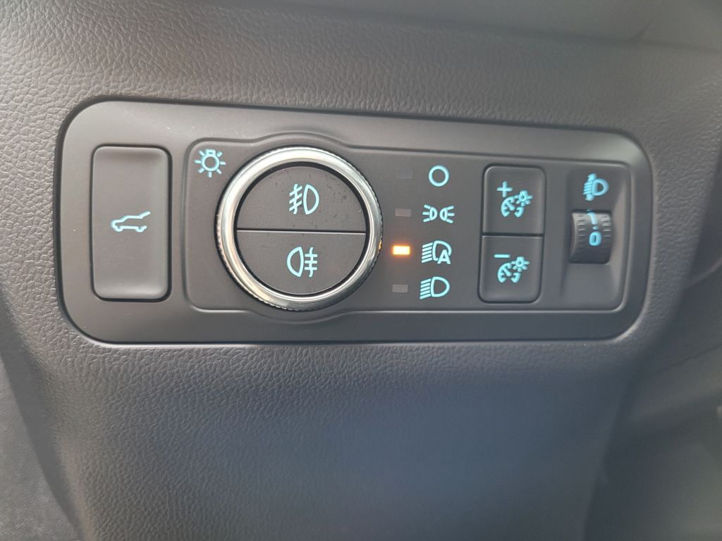 Ford Kuga 2.0 EcoBlue Aut. TITANIUM - Samsaru's Car Outlet