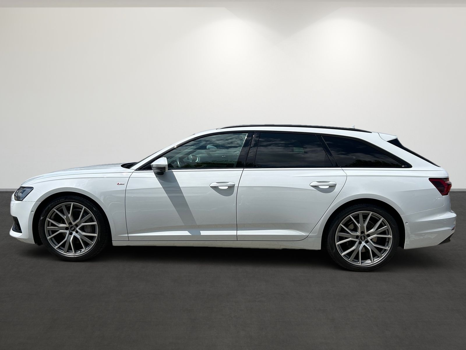 Audi A6 Avant 45 TFSI quattro sport - Samsaru's Car Outlet