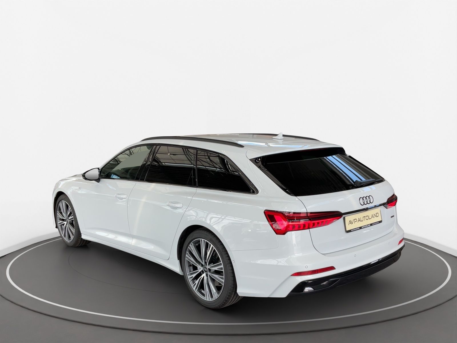 Audi A6 Avant 45 TFSI quattro S tronic S line | AHK |