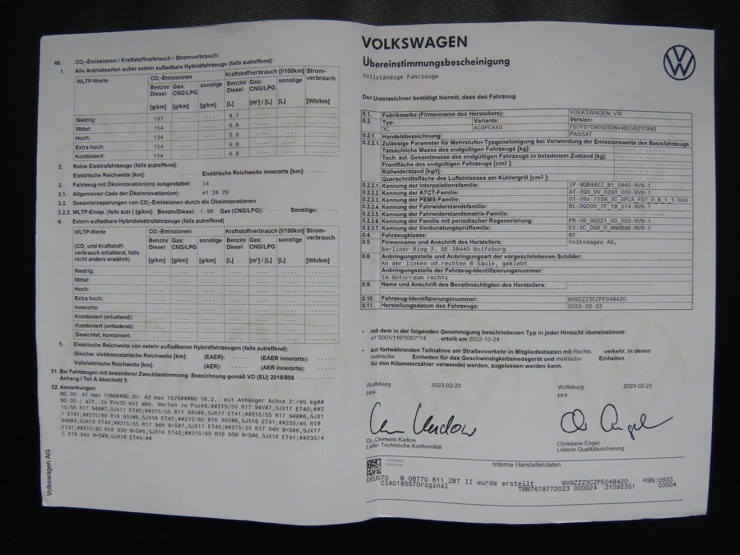 Volkswagen Passat Variant Business 1.5 TSI - Samsaru's Car Outlet