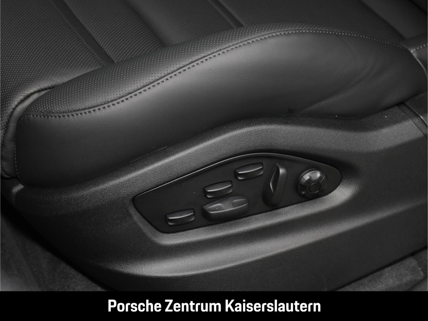 Porsche Cayenne E-Hybrid Surround-View InnoDrive BOSE
