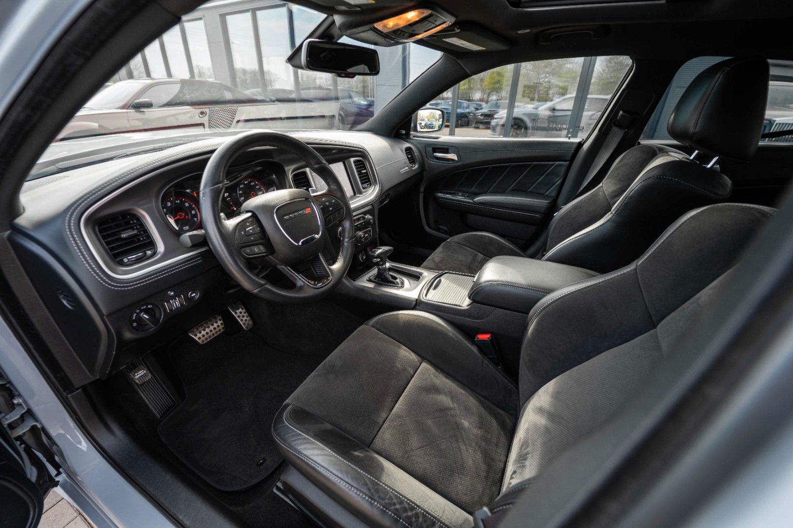 Dodge Charger 5,7 HEMI V8 WIDEBODY LED