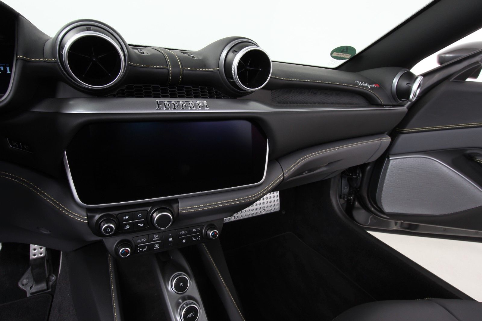 Ferrari Portofino M - Samsaru's Car Outlet