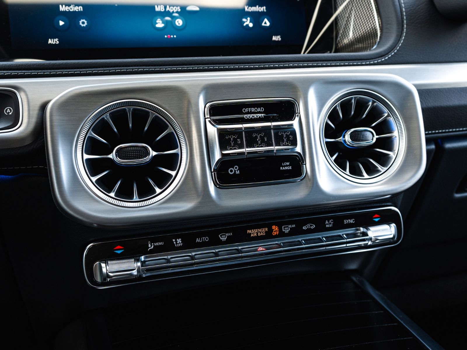 Mercedes-Benz G 450d AMG LINE - Samsaru's Car Outlet