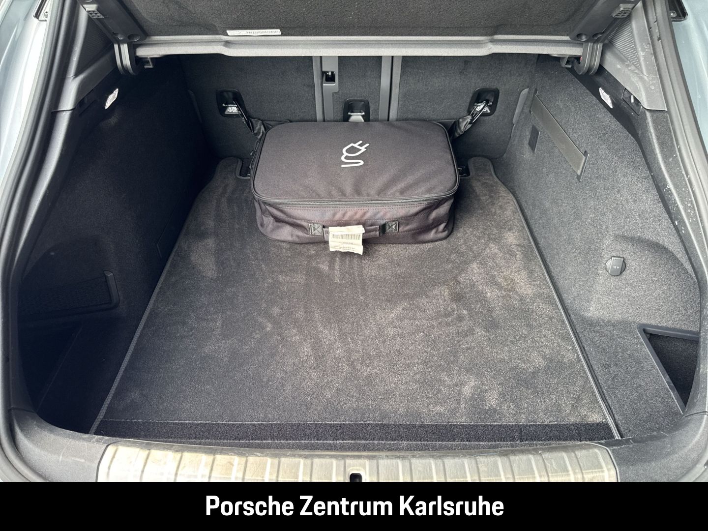Porsche Taycan 4S Sport Turismo InnoDrive Surround-View