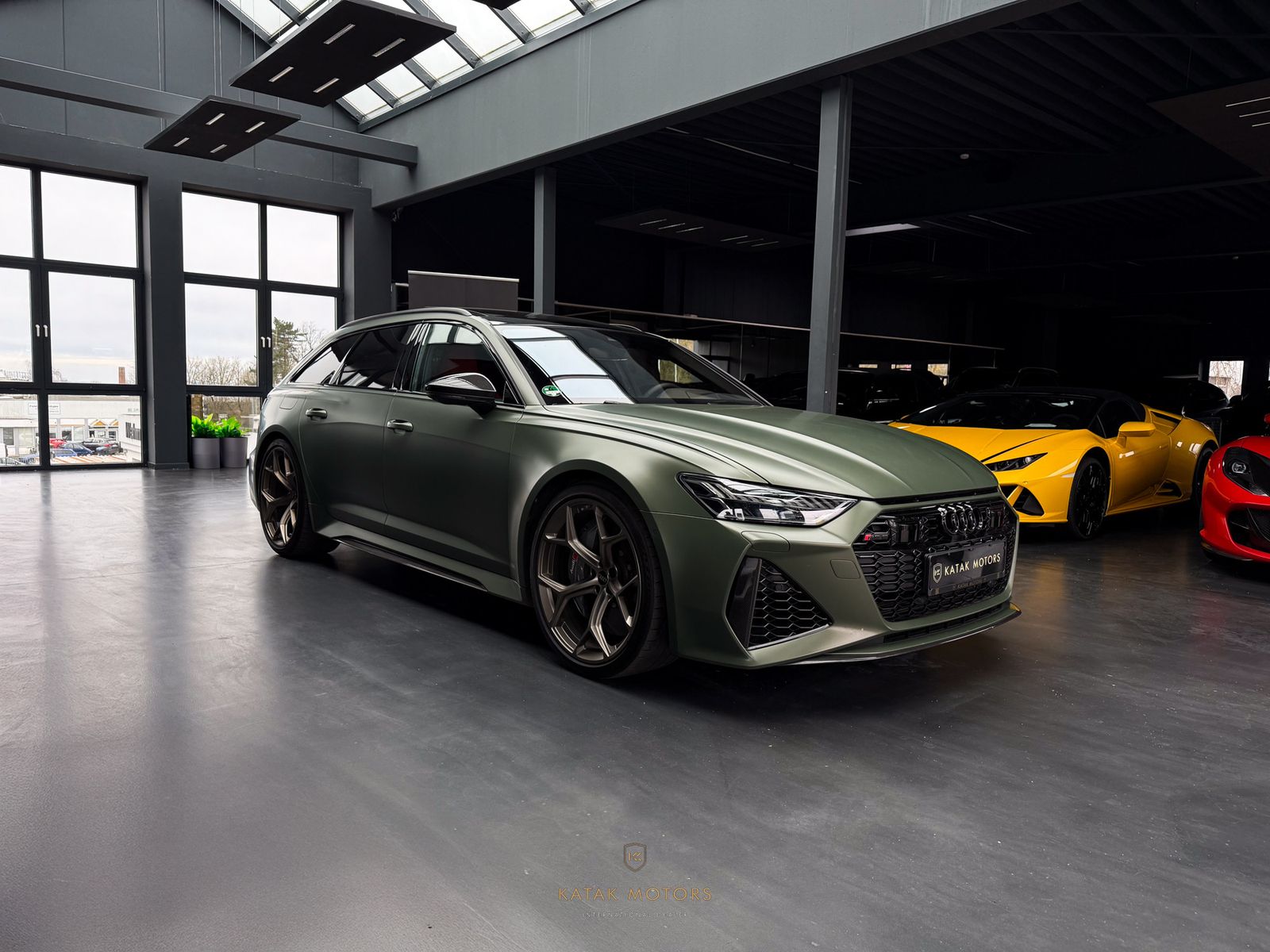 Audi RS6 PERFORMA/FULLCARBON/DYNAMIK+/PANO/B&O/HEADUP