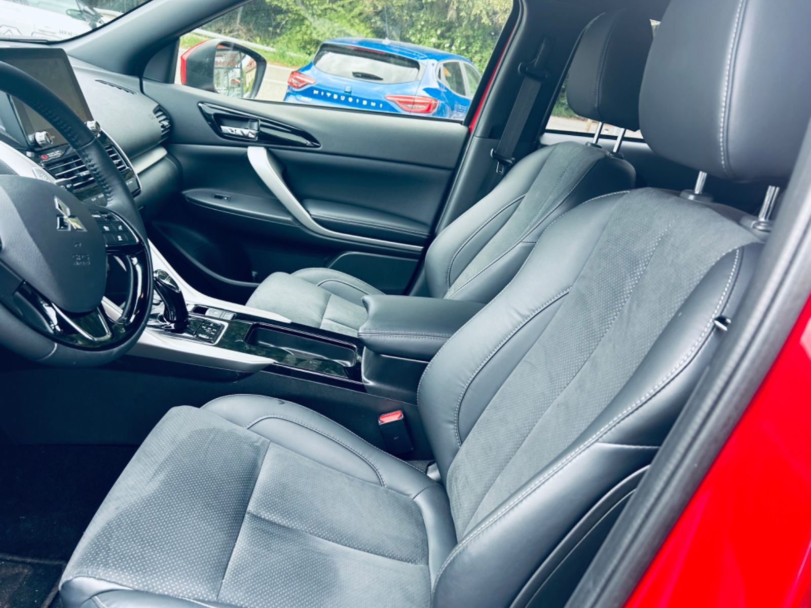 Mitsubishi Eclipse Cross 2.4 PLUG-IN HYBRID 4WD PLUS-SELECT