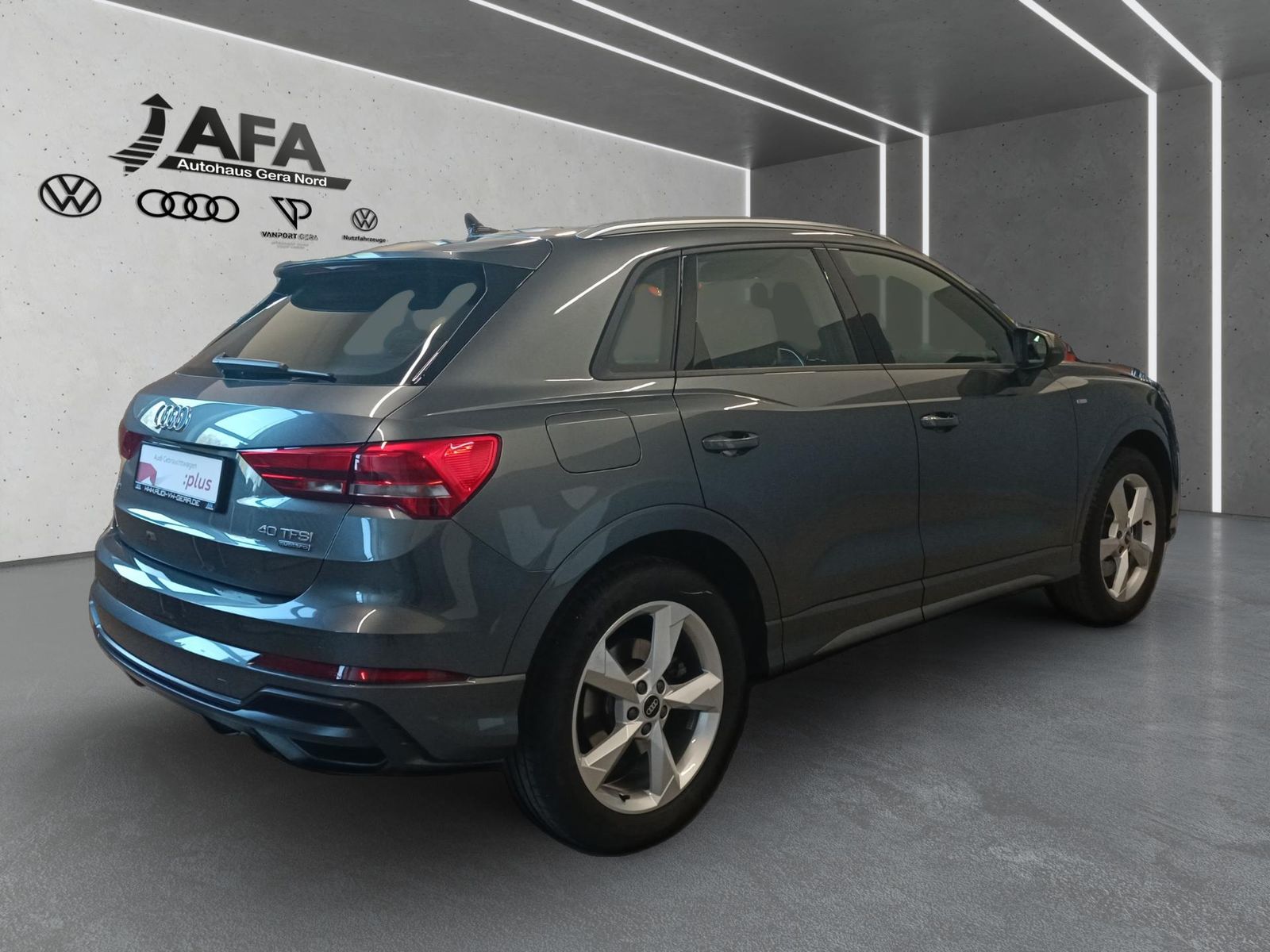 Audi Q3 40 TFSI quattro S tronic S-Line - Samsaru's Car Outlet