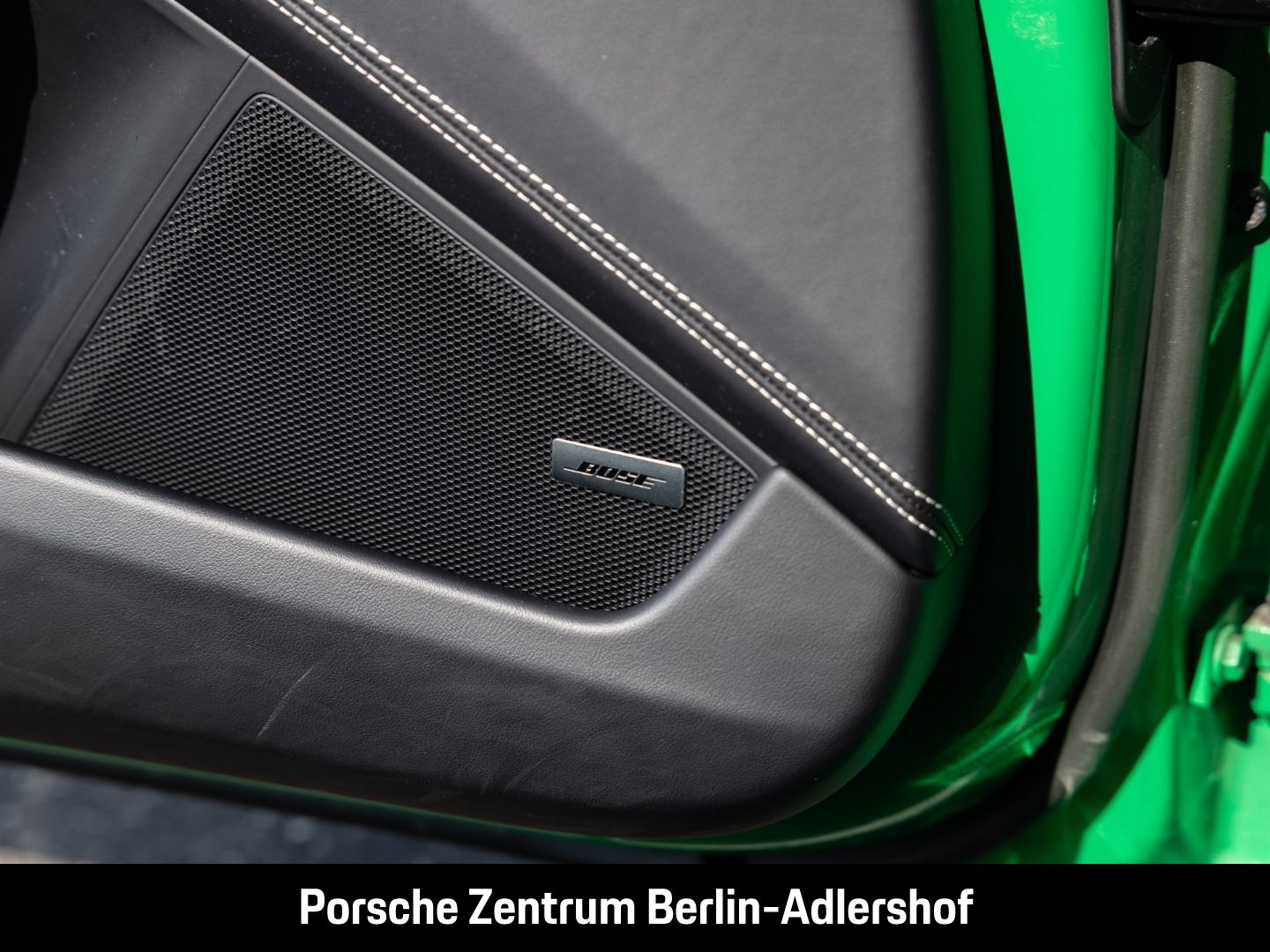 Porsche 992 911 Targa 4 GTS BOSE Sportabgasanlage LED