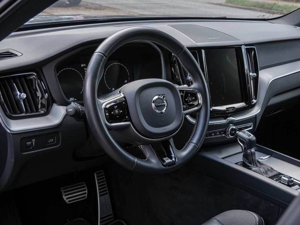 Volvo XC60 T4 R-Design Geartronic - Samsaru's Car Outlet