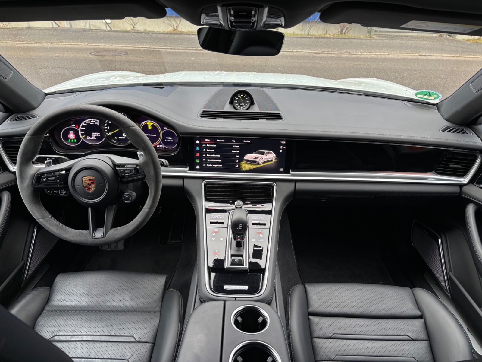 Porsche Panamera 4S E-Hyb SPORT Turis.# INNO! BURMESTER!