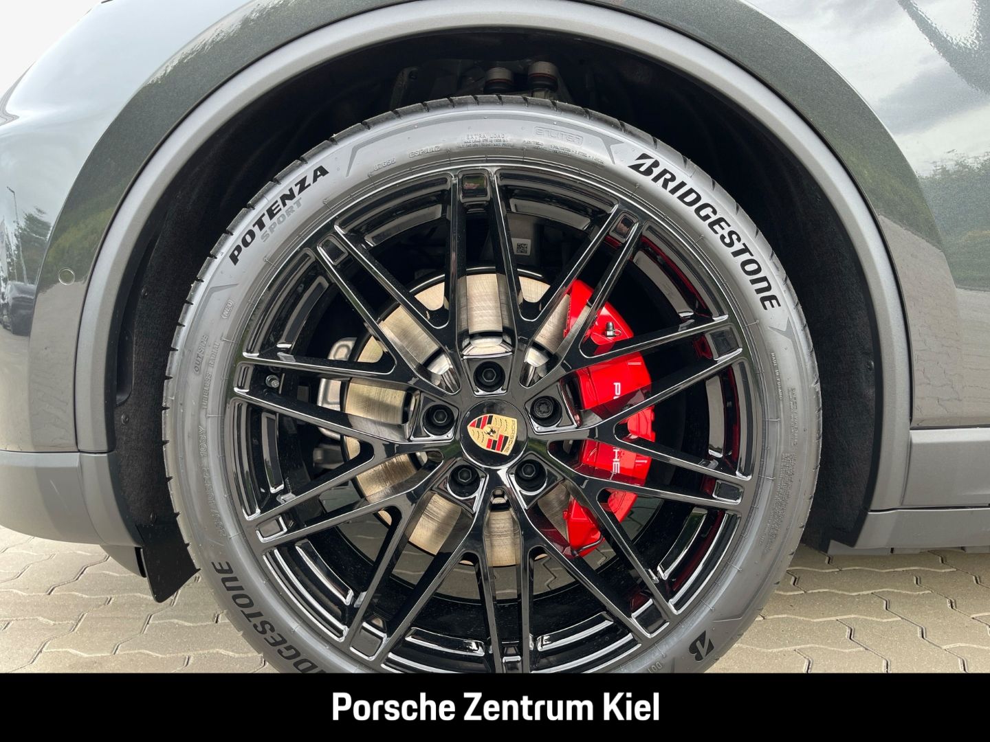 Porsche Macan 4S HA-Lenkung InnoDrive HUD Sitzbelüftung