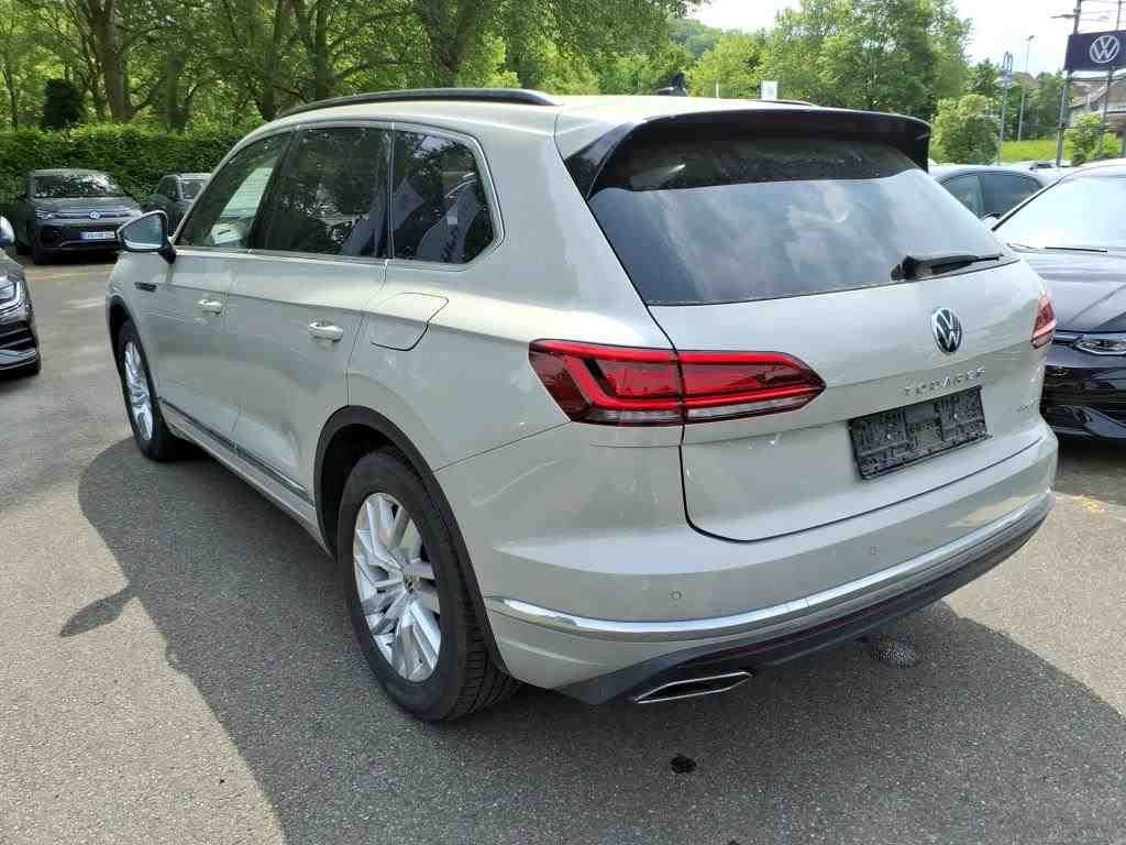 Volkswagen Touareg 3.0 TSI eHybrid 4Motion Atmosphere - Samsaru's Car Outlet