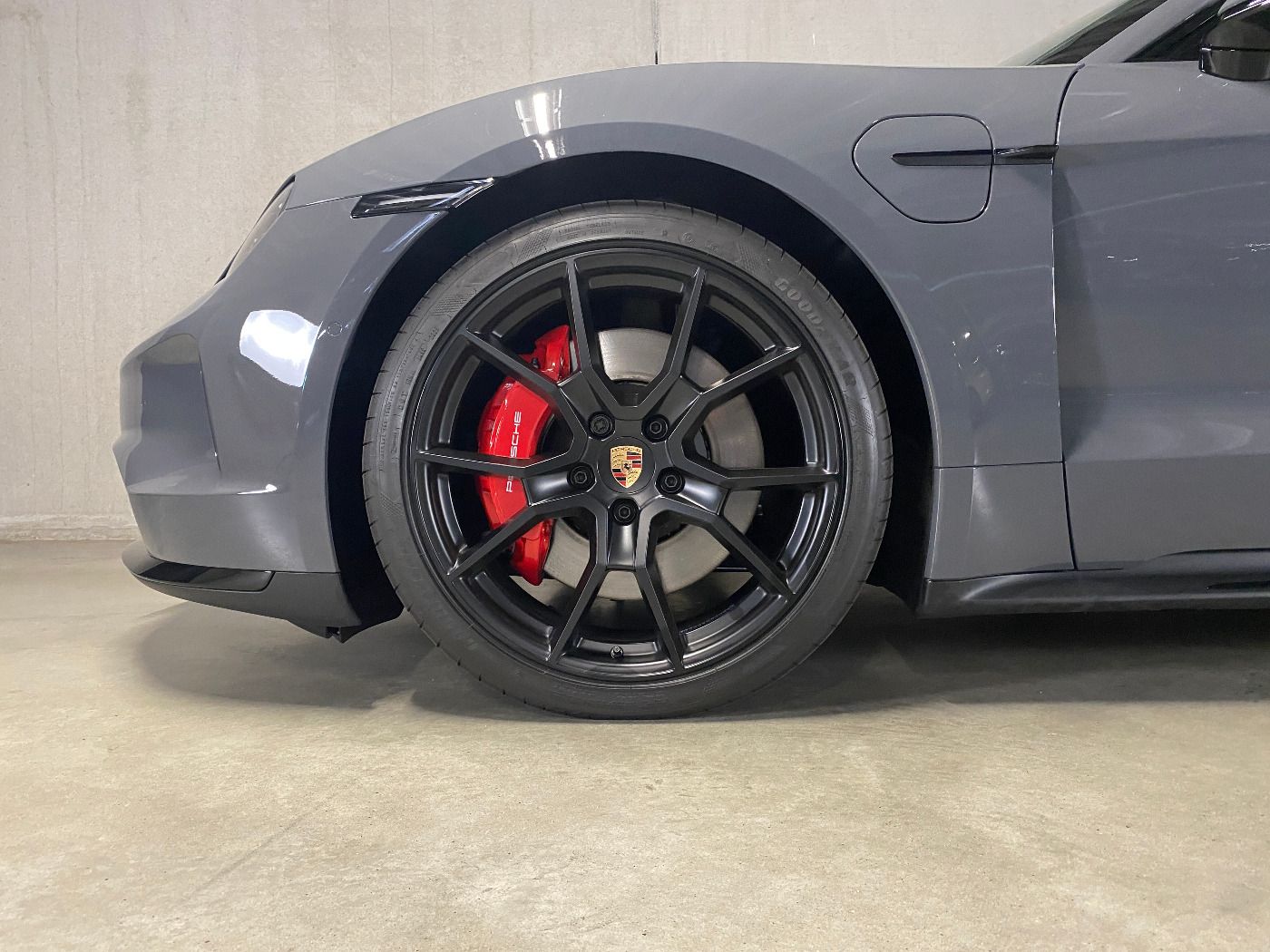 Porsche Taycan GTS | Hinterachslenkung | HD-Matrix LED |
