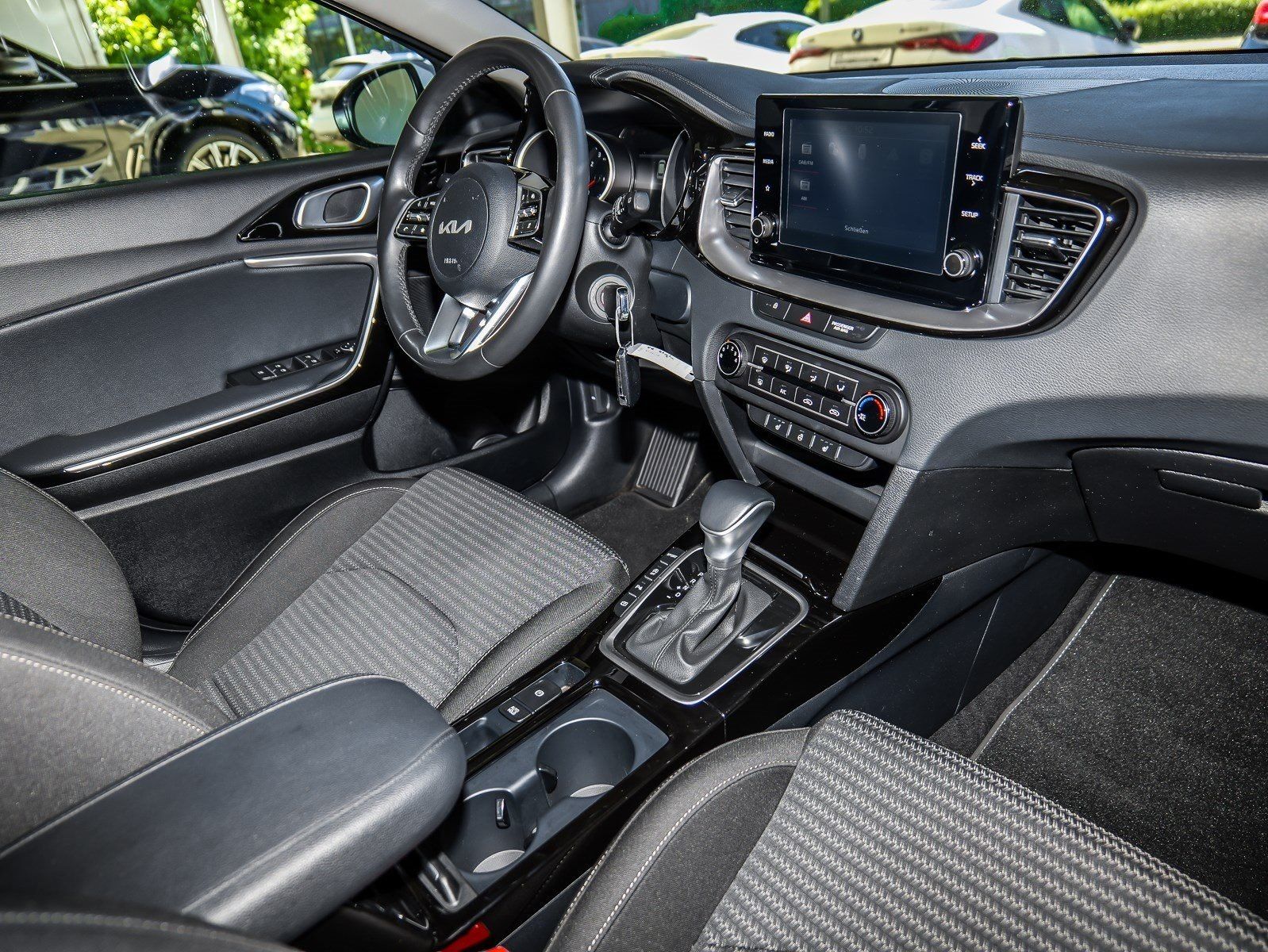 Kia Ceed Sportswagon Vision - Samsaru's Car Outlet