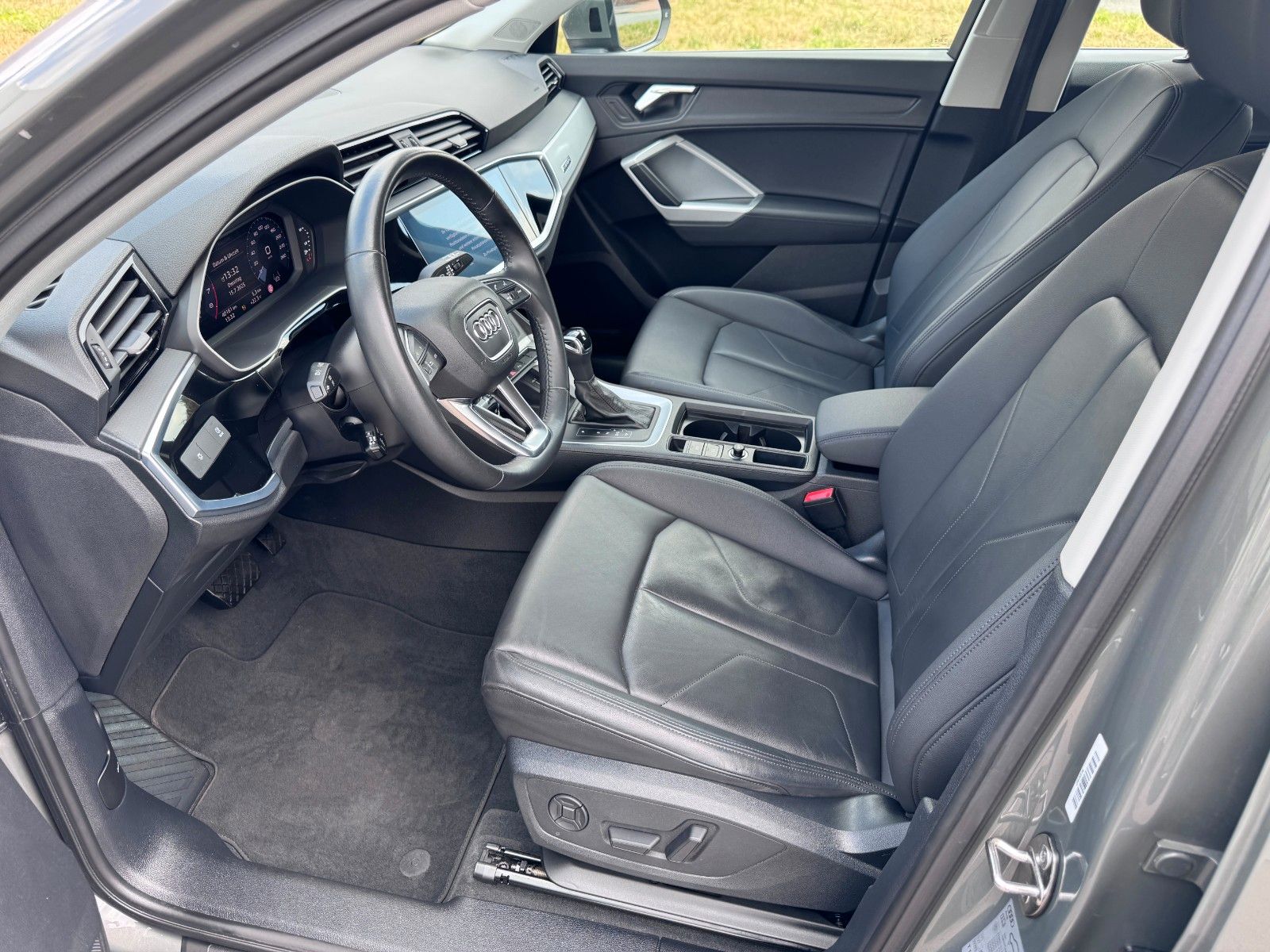 Audi Q3 Sportback 45 TFSI quattro - Samsaru's Car Outlet