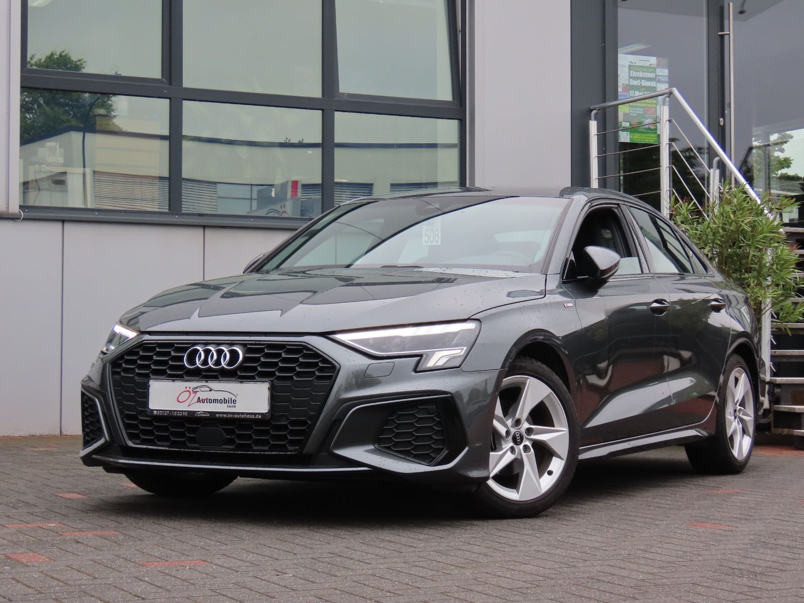 Audi A3 Limousine 35 TFSI S line Leder Ambiente