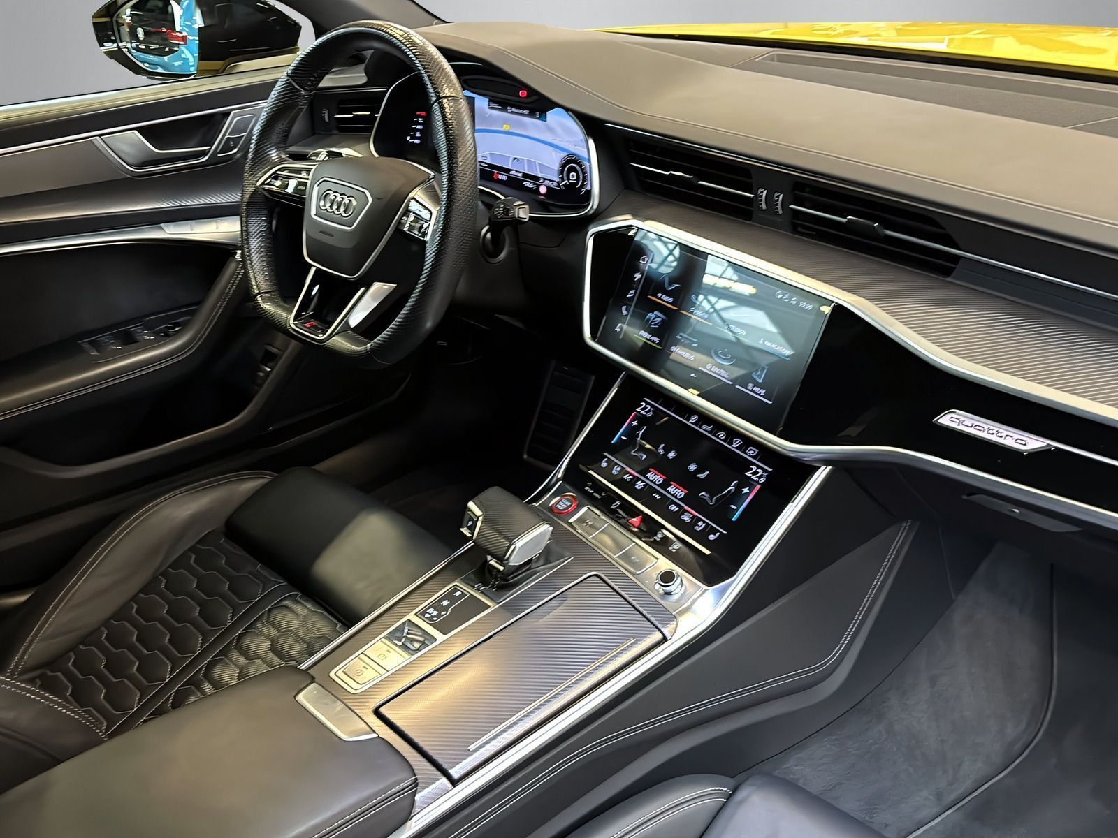 Audi RS 6 Avant +KERAMIK+SPORTABGAS+LASER+AHK+KAMERAS