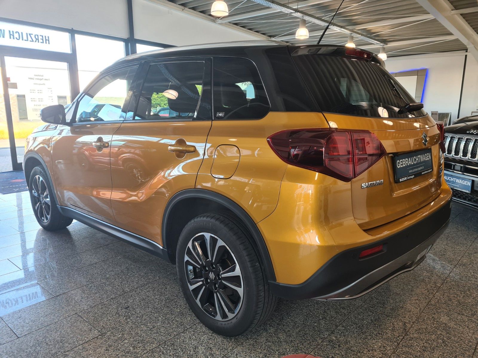 Suzuki Vitara 1.5 Hybrid Comfort+ 4x2 - Samsaru's Car Outlet