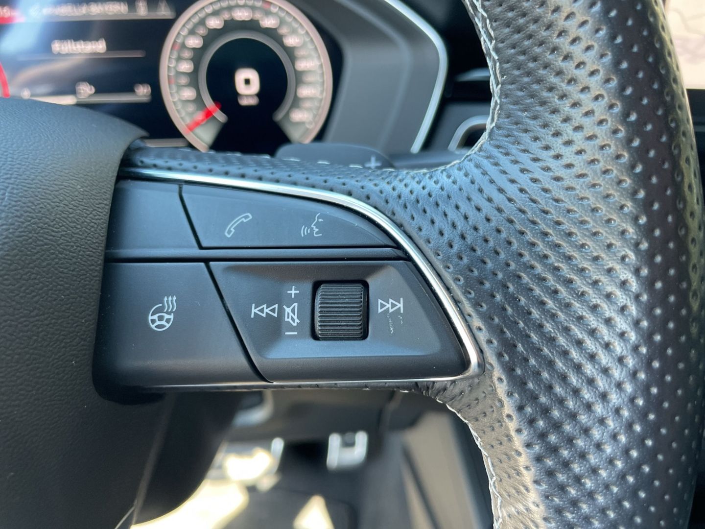 Audi A4 Avant 50 TDI S-Line qu Matrix AHK Memory Kame