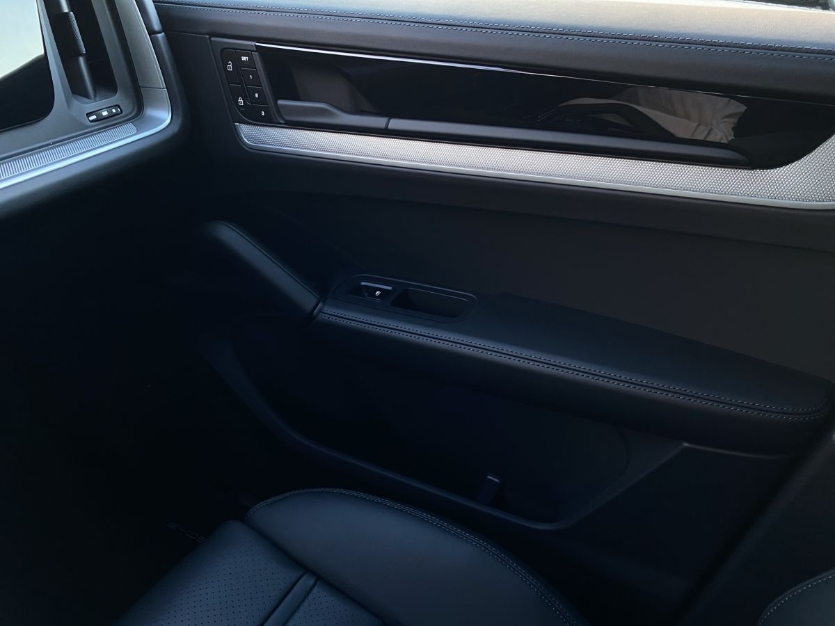 Porsche Cayenne E-Hybrid |Luftfederung |HD-Matrix-LED