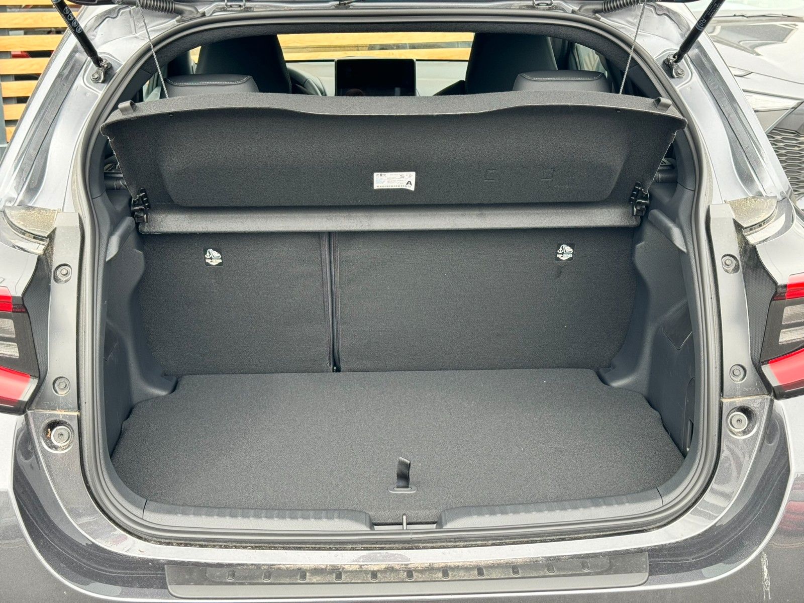 Toyota Yaris Hybrid Style | Leder | Kamera | PDC | LED
