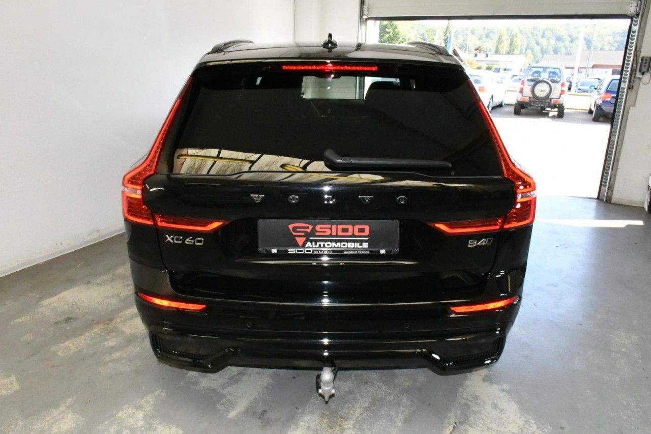 Volvo XC60 AWD Plus Dark ACC*H&K*AHK*BLIS*CAM*NAV*