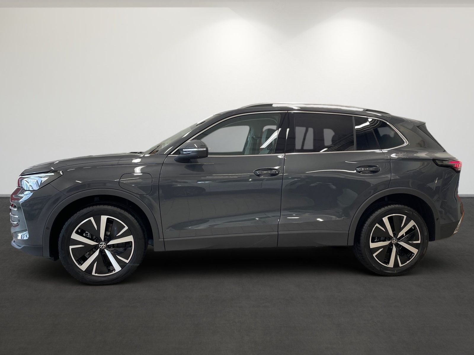 Volkswagen Tiguan 1.5 TSI eHybrid Elegance *AHK*NAVI*
