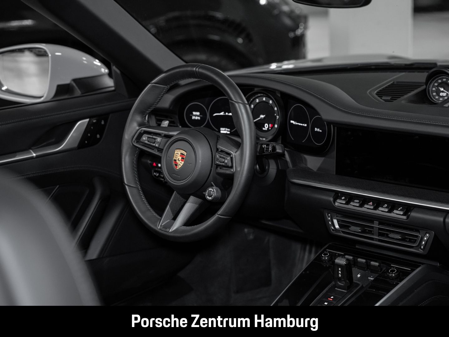 Porsche 992 (911) Carrera 4S Cabriolet Sportabgas BOSE