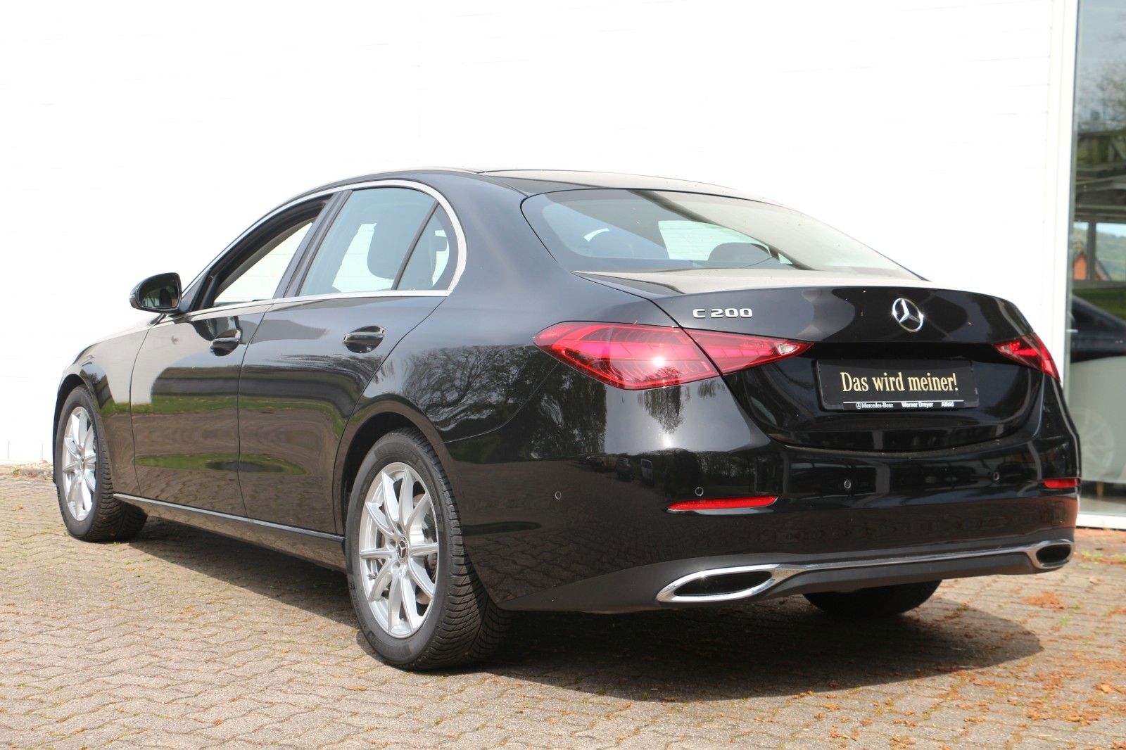 Mercedes-Benz C 200 Avantgarde - Samsaru's Car Outlet