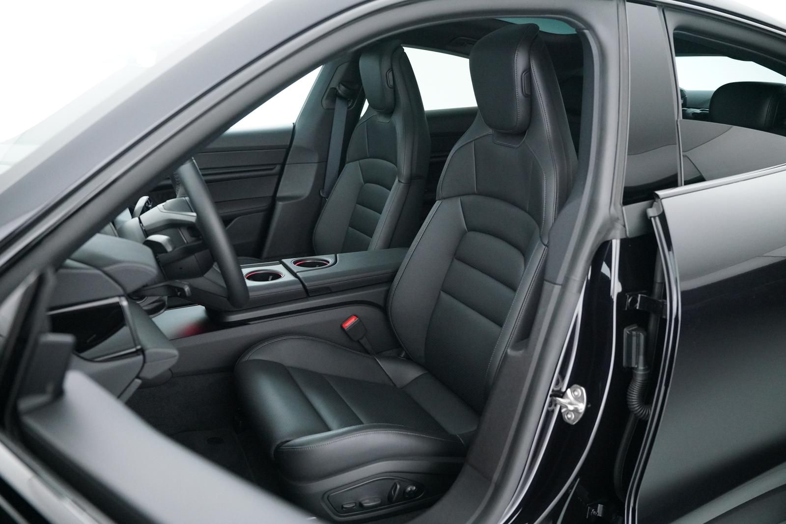 Porsche TAYCAN 4S 75-JAHRE+BOSE+PANO+21" EXCLUSIVE FELGE