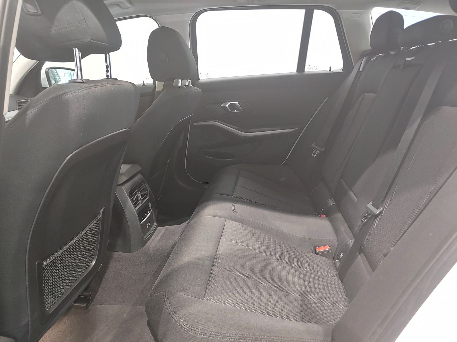 BMW 320e Advantage - Samsaru's Car Outlet