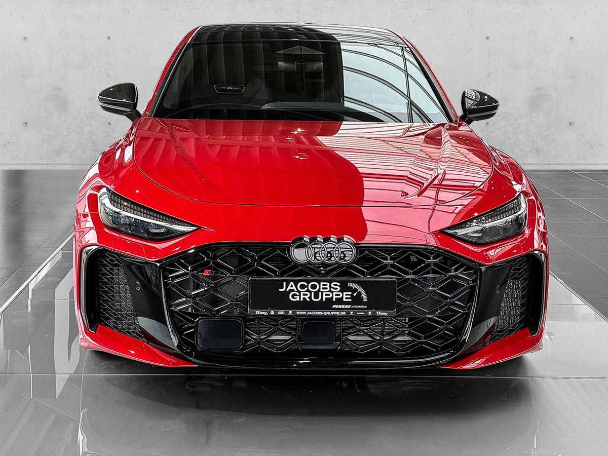 Audi RS5 Sedan