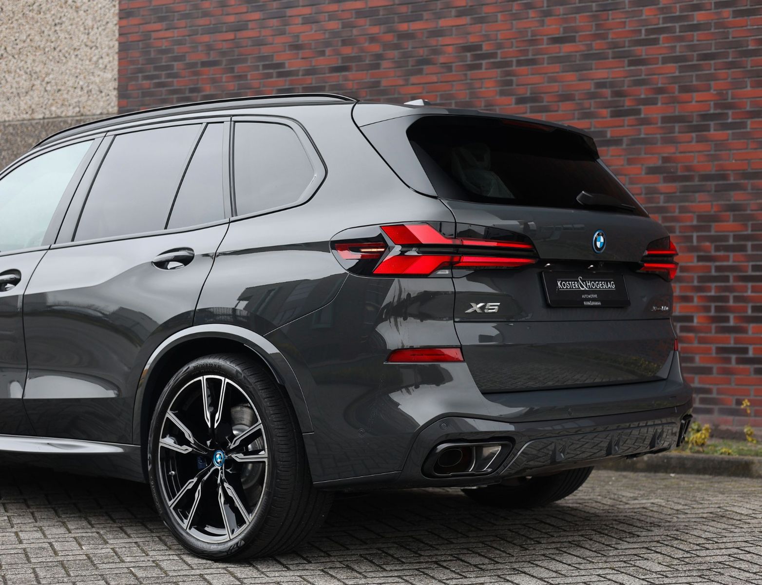 BMW X5 50e xDrive | Skylounge - AHK - HUD