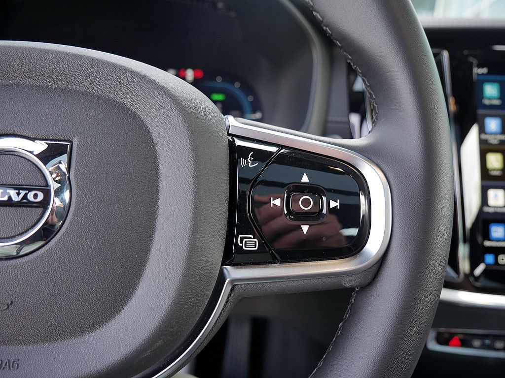 Volvo S60 T8 AWD Ultimate Dark AWD