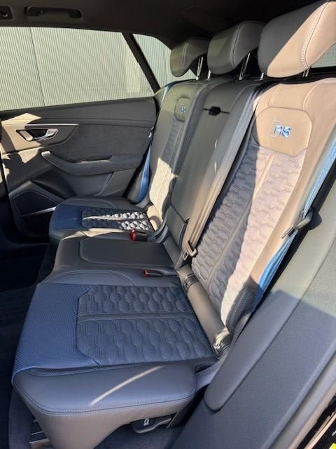 Audi RSQ8 performance #25 #RS Design blau #305 km/h