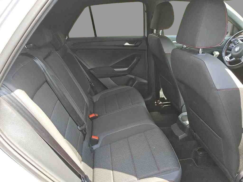 Volkswagen T-Roc 1.5 TSI Sport - Samsaru's Car Outlet