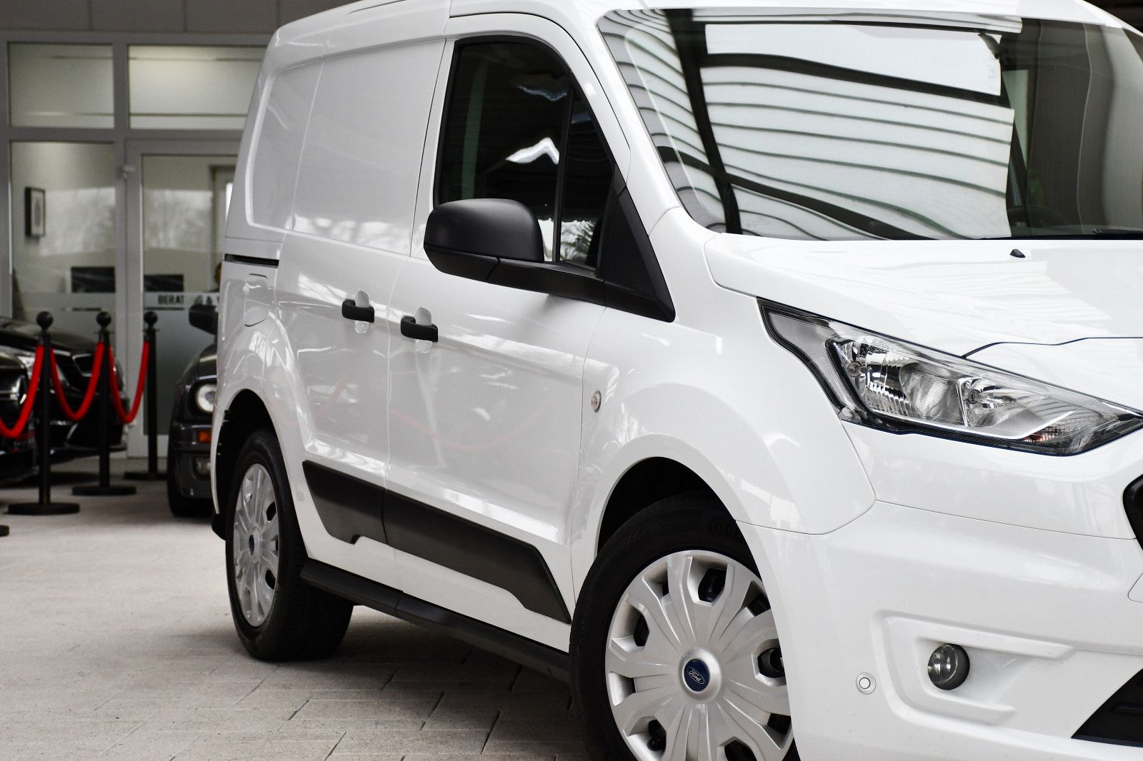 Ford Transit Connect Kasten Trend - Samsaru's Car Outlet