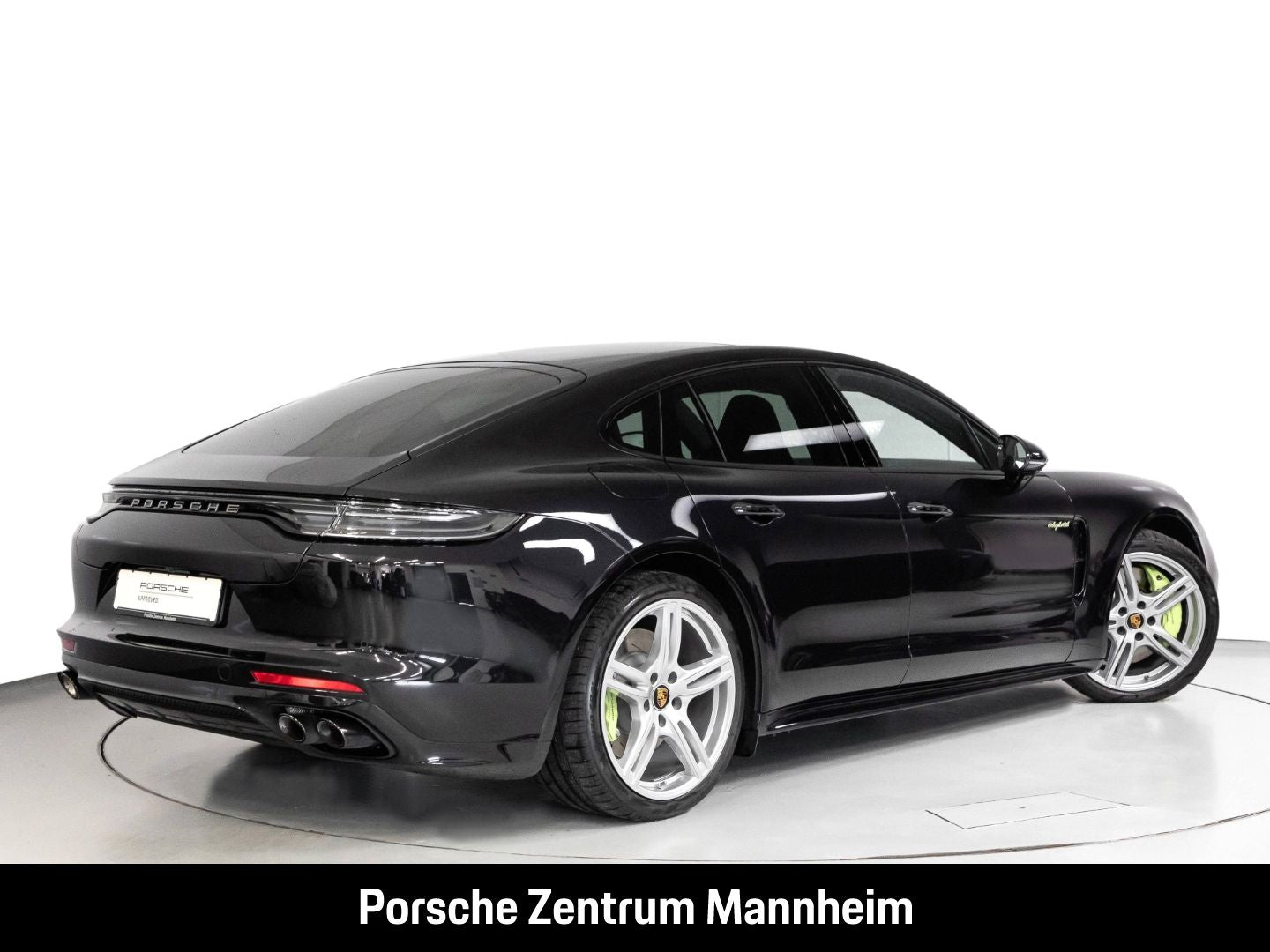 Porsche Panamera 4 E-Hybrid Platinum Edition SportDesign